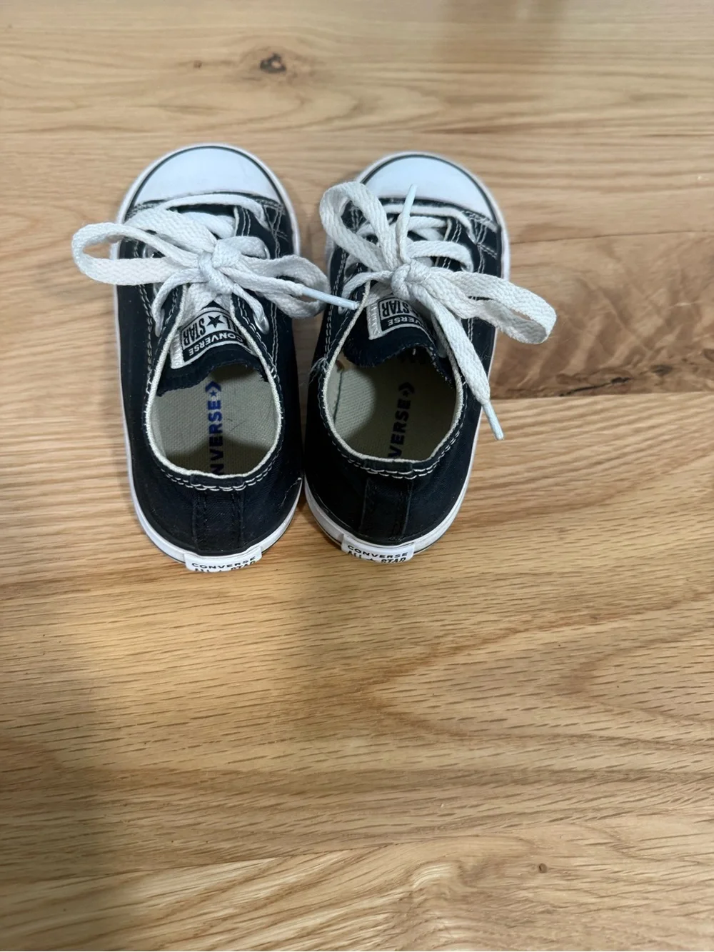 Converse Kids' Classic Low Top Sneakers in Black and White-Toddler 9